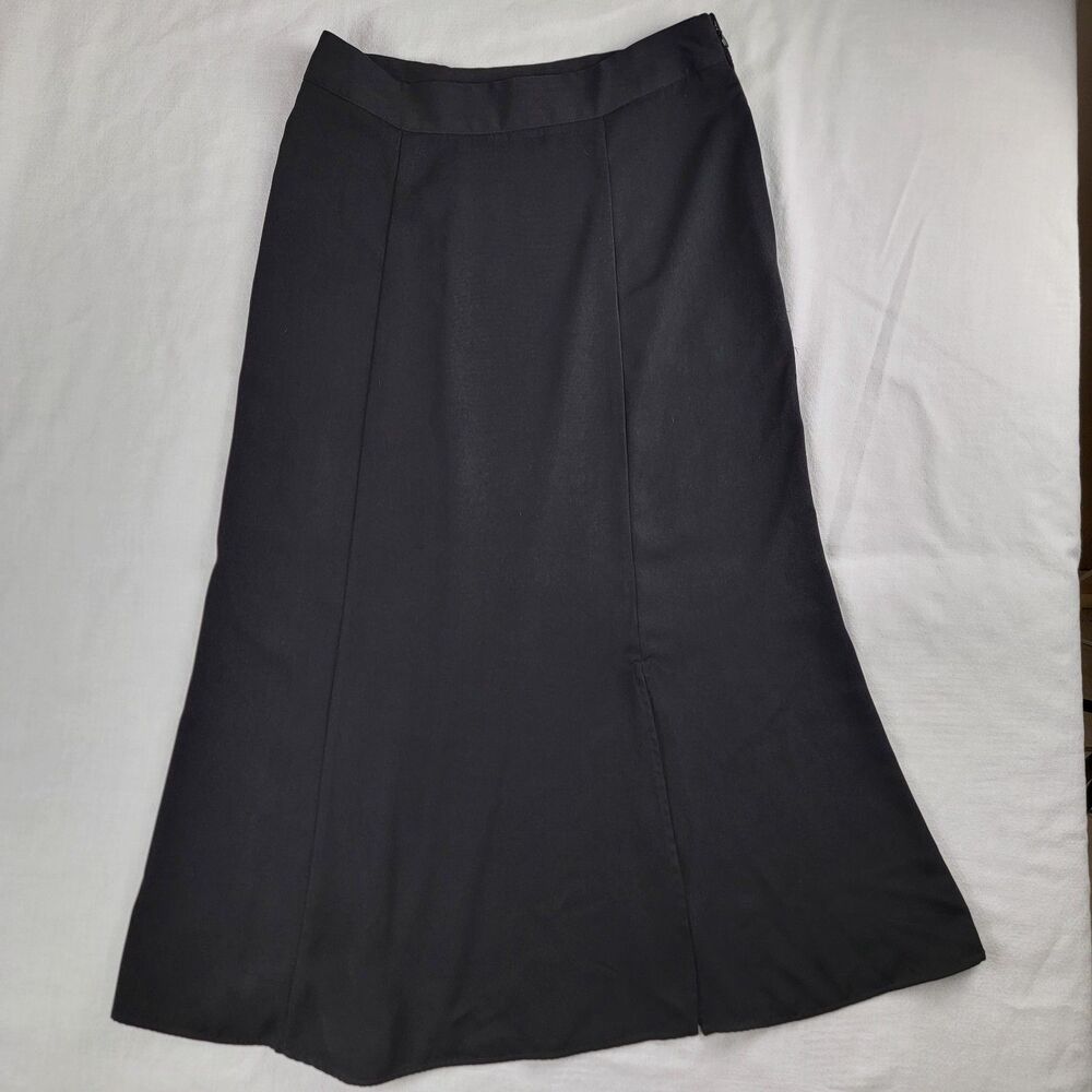 Liz Claiborne Long Black Skirt Side Slit and pockets size 4 Business Casual